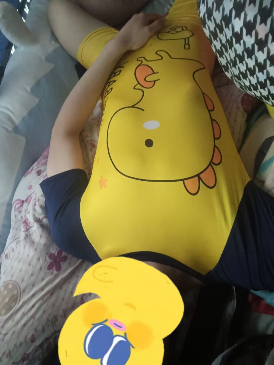 Slime_Yuri's tweet photo. 卖点泳装 #swimmingsuit #泳衣 #正太 https://t.co/ZoSnNHW8Xb