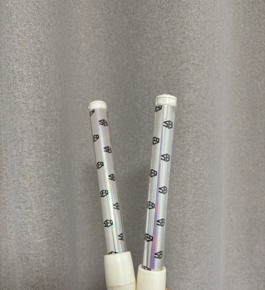 지구봉 찾다가 유물발견 … 아 눈물되~ ㅜ°̥̥̥̥̥̥̥̥-°̥̥̥̥̥̥̥̥ ( o̴̶̷̥᷅⌓o̴̶̷᷄ )  ˃̣̣̥᷄⌓˂̣̣̥᷅