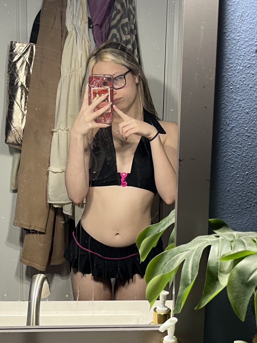 MARC3L1N3SK1NNY's tweet image. july 2023 vs july 2024 …