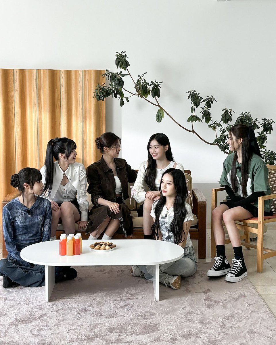 Happiness is togetherness. It's true because I feel so much love with my girls as we share stories and laugh together here. This moment is captured so beautifully, and I will always cherish it! 🩷 Every giggle and every smile makes my heart dance with joy.🌷. ‧୭