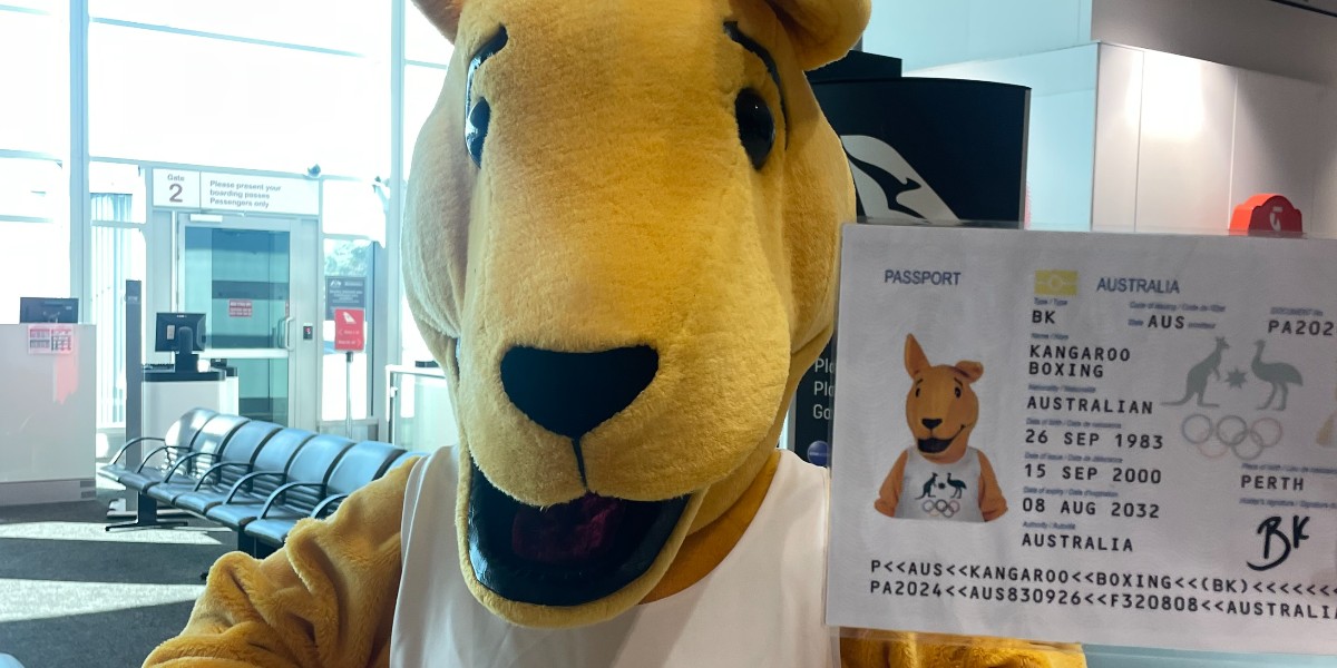 All aboard!!🦘✈️ 🧳

BK is off to Paris on the inaugural <a href="/Qantas/">Qantas</a> Perth ➡️ Paris flight with his <a href="/July/">July</a> luggage! 🇦🇺🇫🇷

#AllezAUS