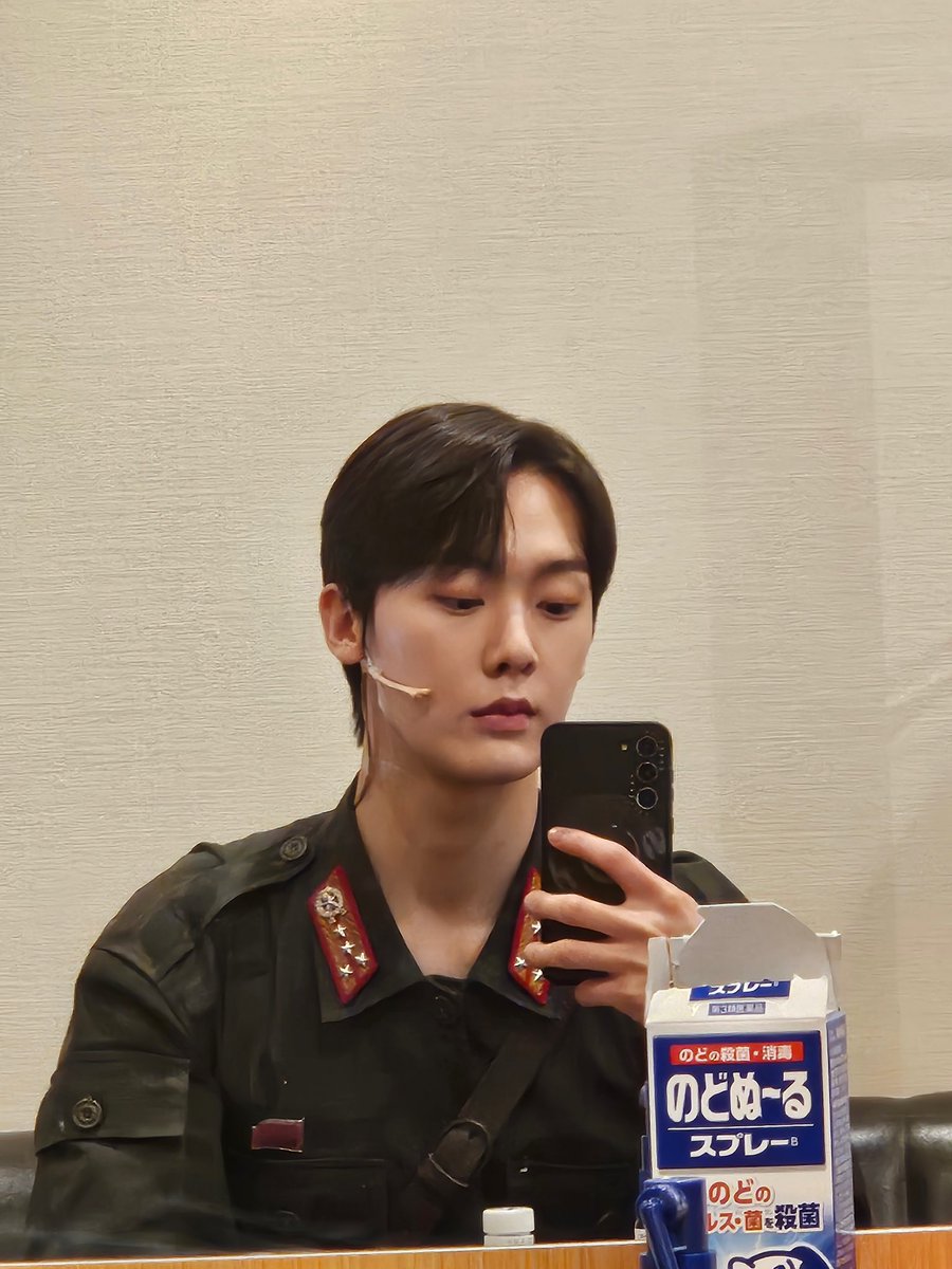 offclASTRO's tweet photo. 오늘도 너무 고마워요💜
맛있는 저녁먹고 푹 쉬기~~😚
나는 스테이크덮밥 먹었지롱~좀 자고 인나야지이잉 아 행보케💜 https://t.co/AfqprypUlX