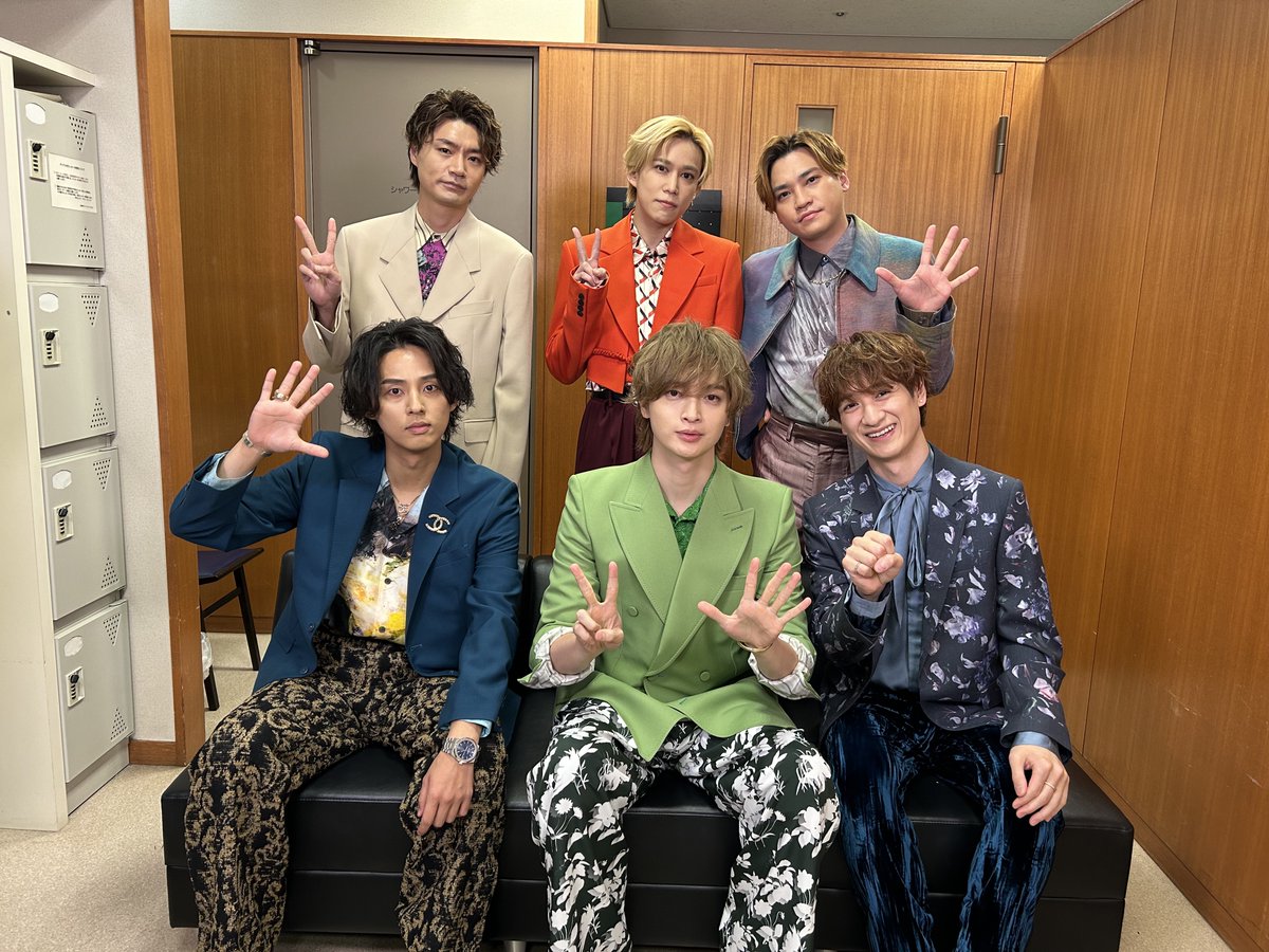 TBS_ONGAKUNOHI's tweet photo. #音楽の日 2024
生放送で「hope!」をお届け☀️
公式Xリアルタイム実況で
激レア本番前ショット配信中💫

このあとは…
総勢17組のアーティストがノンストップでお送りする
＼hope song ライブ／

トップバッターは！
#KisMyFt2 ⭐️
「Thank youじゃん！」を披露🛼

熱い歌声で日本に元気を届けます♫ https://t.co/gN6kBH72SW