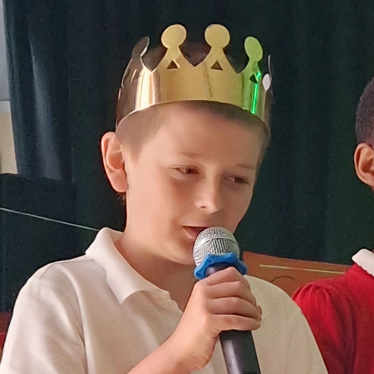 ZoeElizabethWa6's tweet photo. And just like that, primary school has ended for my boy. Never in a million yrs did I think he would get up on stage to speak! You amaze me. To all at Rolleston, thank you from the bottom of my heart, the care, the guidance, and support for my boy. https://t.co/a5cqcd6LA2
