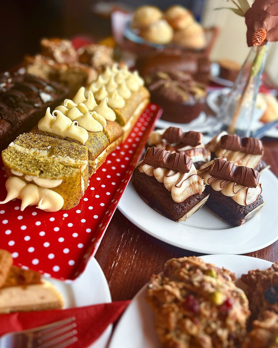 OUR LAST DAY 🥲🤎
 
We’re open and ready to go! 

We’ll be here until 16:00 / until we have sold out of everything 😅

It would be lovely to see you ☕️

#urmston #maternityleave #trafford #shoplocal #manchester #brunch #coffee