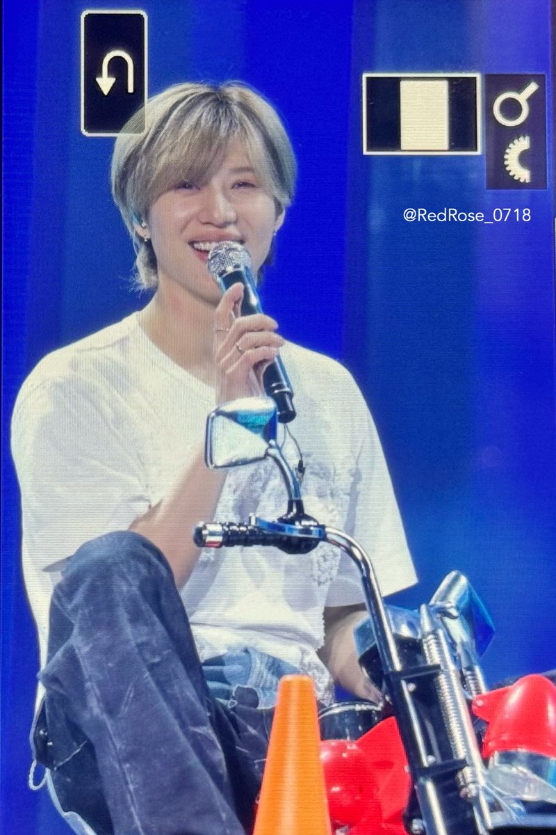 RedRose_0718's tweet photo. 240713 
TAEMIN FANMEETING [Never-Never] 

#SHINee #샤이니
#태민 #テミン
#TAEMIN
#Never_Never https://t.co/RUyJHWVhkV