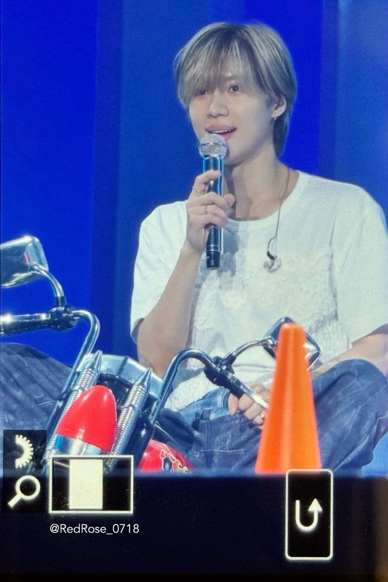RedRose_0718's tweet photo. 240713 
TAEMIN FANMEETING [Never-Never] 

#SHINee #샤이니
#태민 #テミン
#TAEMIN
#Never_Never https://t.co/RUyJHWVhkV