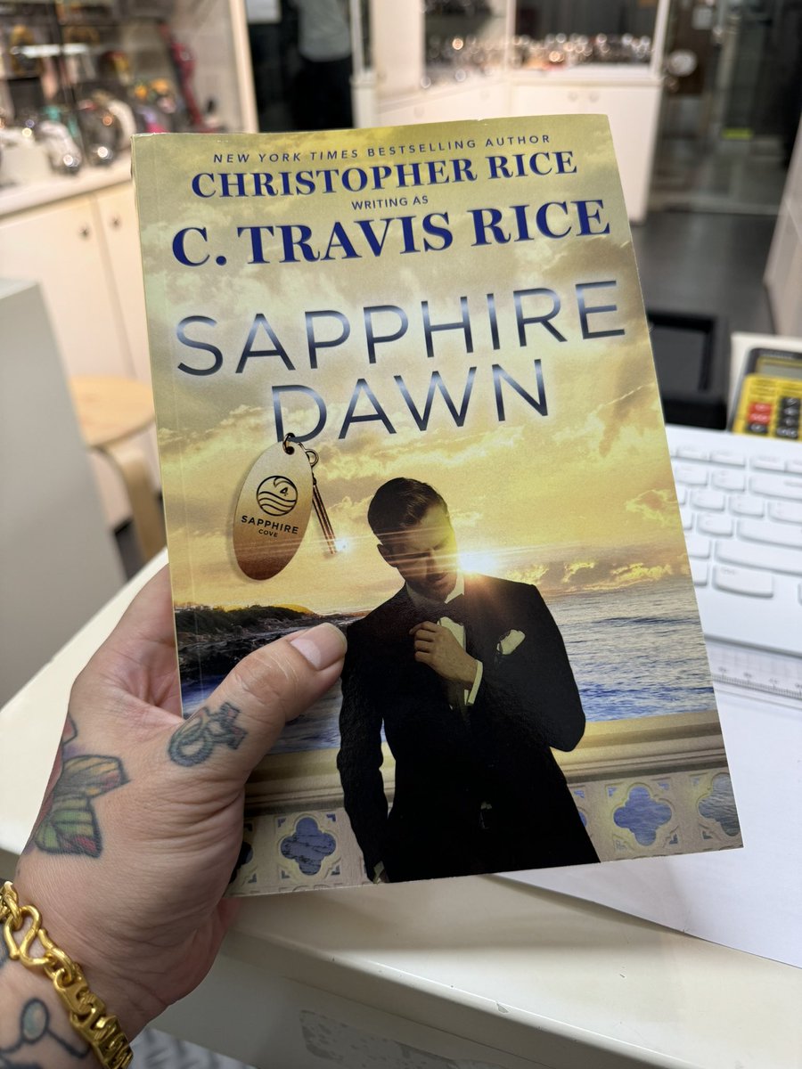 Yago 矢悟 Sakurai (@rioriojw) on Twitter photo <a href="/chrisricewriter/">Christopher Rice/ C. Travis Rice</a> Check in please! I’ve booked a private villa and can you hold a deck chair by the pool for me? I’d like to have a slice of cake from that celebrity chef while I do a bit of sunbathing 😉😁 <a href="/chrisricewriter/">Christopher Rice/ C. Travis Rice</a> Check in please! I’ve booked a private villa and can you hold a deck chair by the pool for me? I’d like to have a slice of cake from that celebrity chef while I do a bit of sunbathing 😉😁
