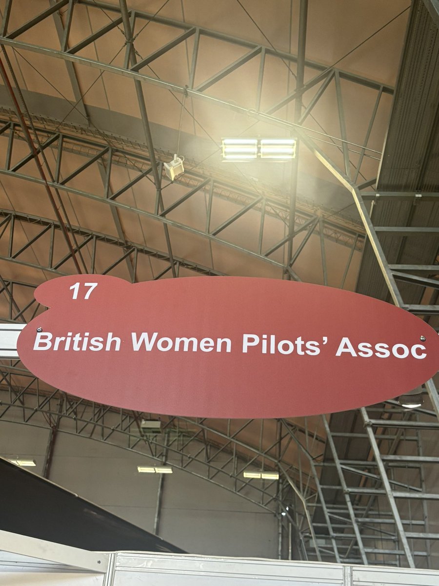 pilotrosieroo_x's tweet photo. At Pilot Careers Live, come say hi! #bwpa https://t.co/MPJZCznF6Z