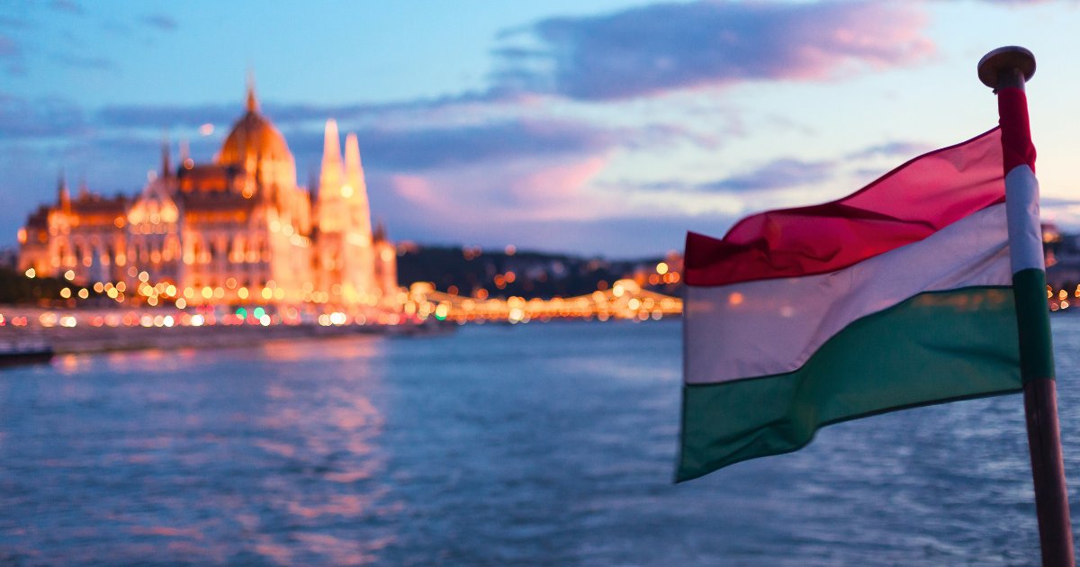 Explore Hungary like never before! 🇭🇺 From Budapest's vibrant streets to Lake Balaton's serene shores, uncover the beauty of Hungary's top 5 must-visit spots. Ready for your next adventure? 🌍✈️ #Travel #Hungary #Wanderlust

Read our guide 👉 holidayhamster.co.uk/discover-the-h…