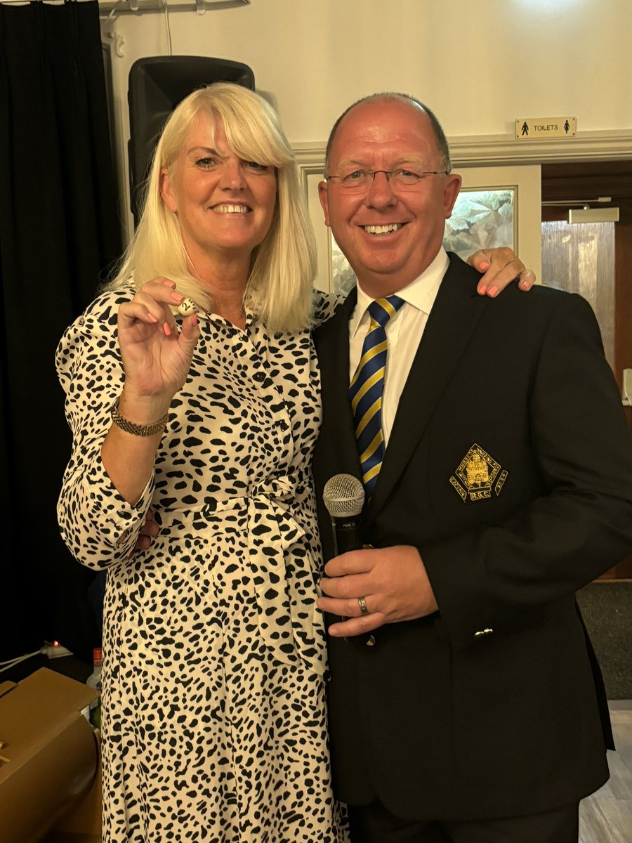 Romfordgolfclub's tweet photo. It’s a rollover the member drawn out sadly was not present when the draw took place. Next week it will be £300 #fridaynightdraw #rgc #perksofbeingamember https://t.co/2D8dNusAMq