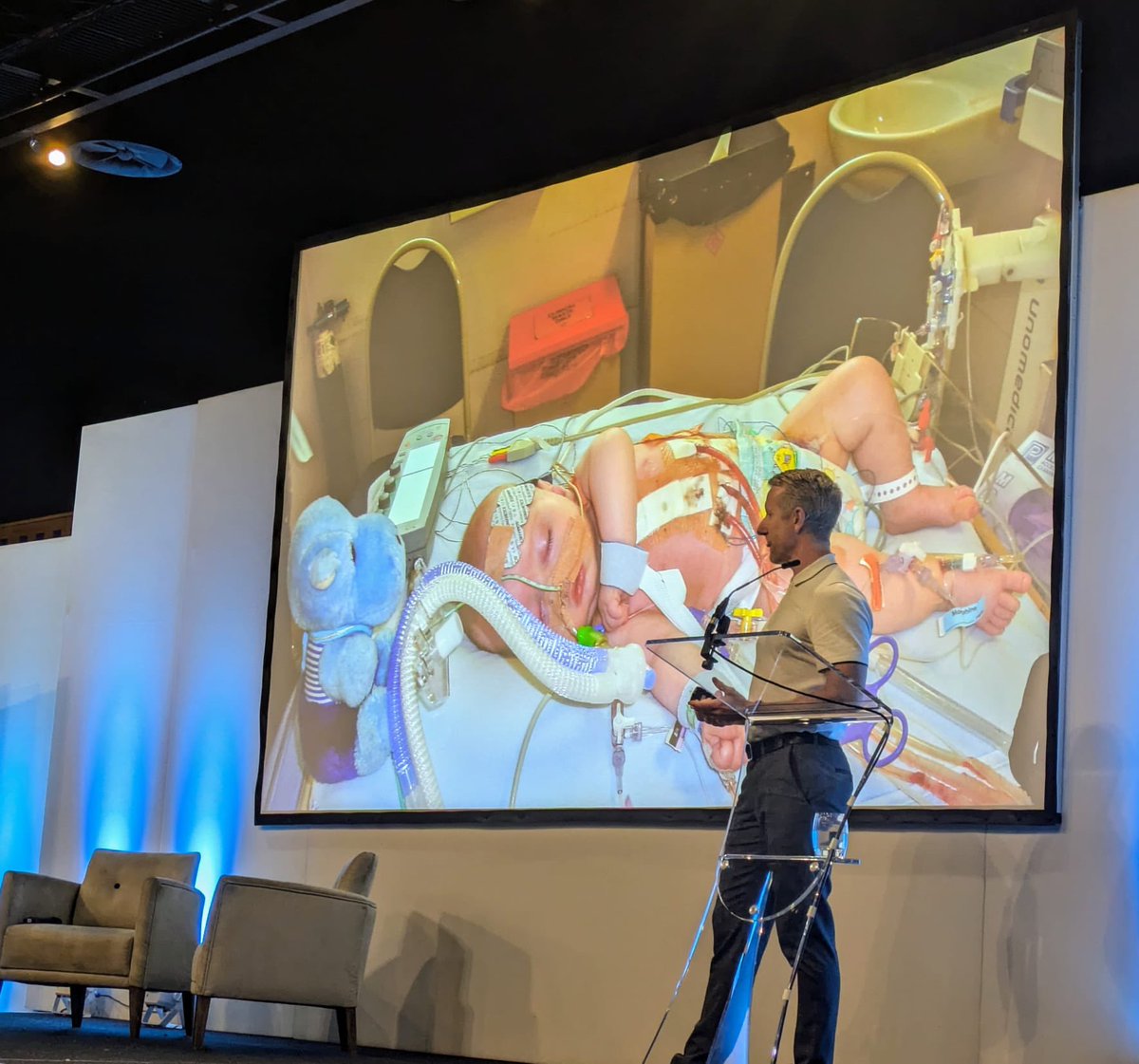 Ivan Hollingsworth♥️💙♥️ tweet media