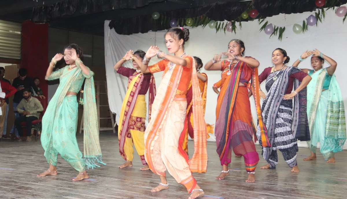 gvp1920's tweet photo. Deeksharambh- Student Induction Programme (SIP), 2024 organised by Faculty of Social Science, Gujarat Vidyapith.

Today, studnets performed various cultural activities performed by our talented students 🎉📚

#GujaratVidyapith
#education
#admission2024
#studnets
#teachers https://t.co/SvkvOEP5V7