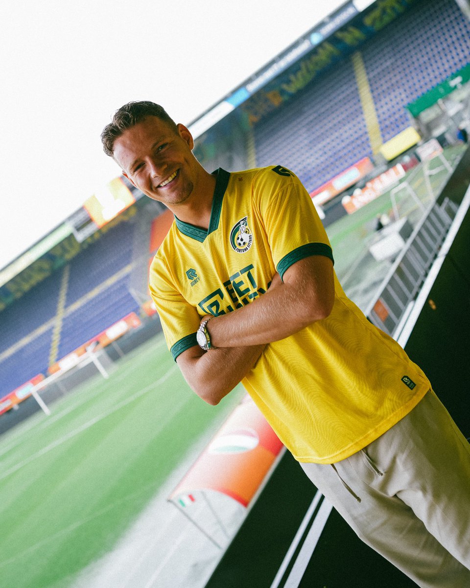 FortunaSittard's tweet photo. Welkom Syb! https://t.co/7XPywq0MJZ