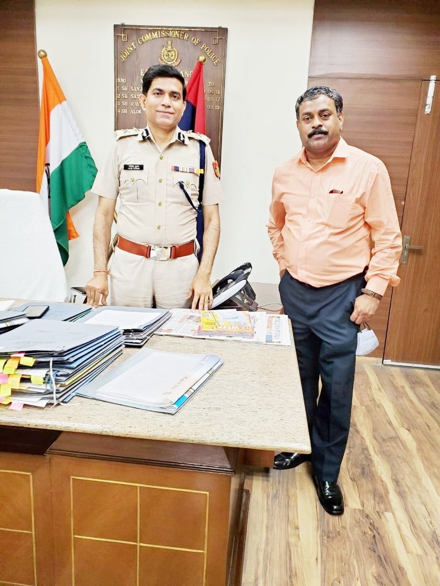 Jacobmathewlive's tweet photo. Hearties Congratulations to Senior IPS Officer Mr. Alok Kumar (1996 batch) on being appointed as the new DGP of Goa. An honest, sincere and official with sincerity par excellence. Wish you all the best sir.
#dgpgoa #AlokKumarDGP #AlokKumarIPS https://t.co/Yi6OF7V8Md