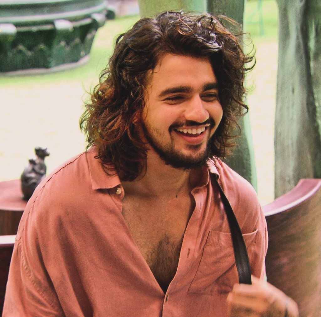RevatiraoV's tweet photo. BBOTT3 HERO VISHALPANDEY https://t.co/q34PQgPnZf