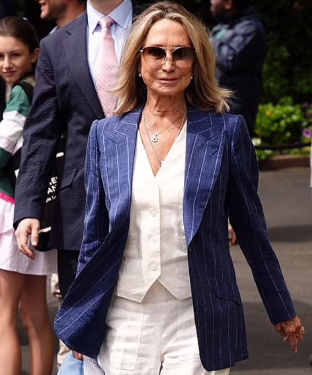National treasure Felicity Kendal on why wearing a Star of David necklace has become a brave thing to do (from today’s Times). 

“I have always seen this as a kind of protection, but it feels quite the opposite now. I was in a shop in Chelsea when a woman came over and said,