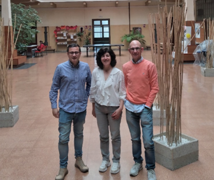 Hoy publicamos la visita de Isaura Peres, a nuestro centro <a href="/iesEFlorez/">IES ENRIQUE FLÓREZ</a> que tuvo lugar este curso. Y nos vamos de vacaciones...