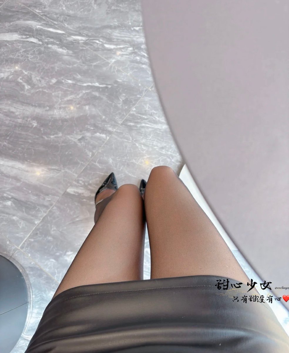 御里御气的 https://t.co/kIPuHlnFng