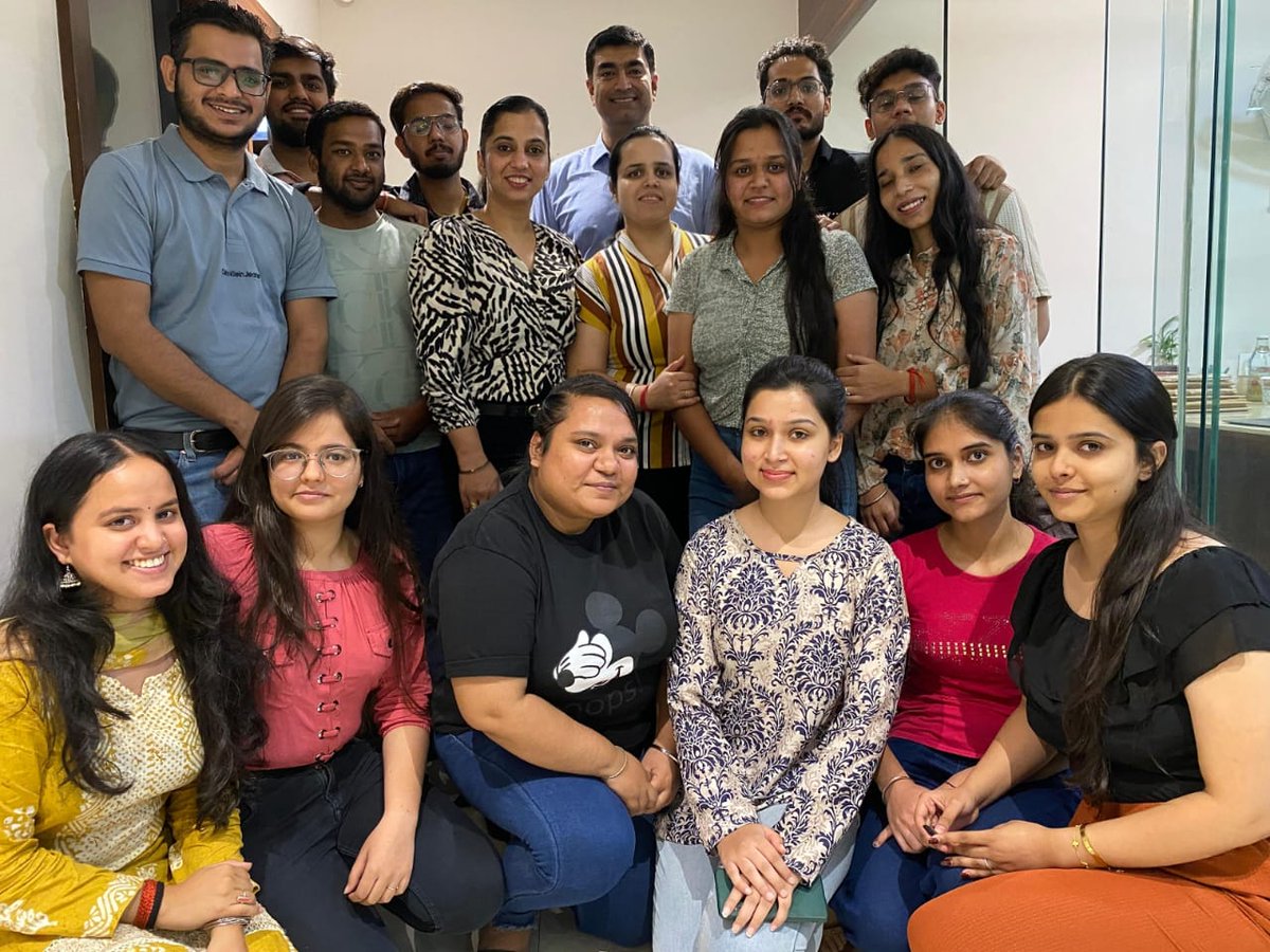 capuneetoberoi's tweet photo. Happy Moment for our CA Firm M/s Puneet Oberoi &amp; Co. ...recent results brought laurels 
Five CAs Qualified:- CA. Tripatpal Singh, CA. Mitangi, CA. Shivam, CA. Raghav Sagar, CA. Noble
Two Bright Students Cleared Inter:- Dishika &amp; Bhavika 
Many congratulations and best wishes. https://t.co/SPhOIb5JrD
