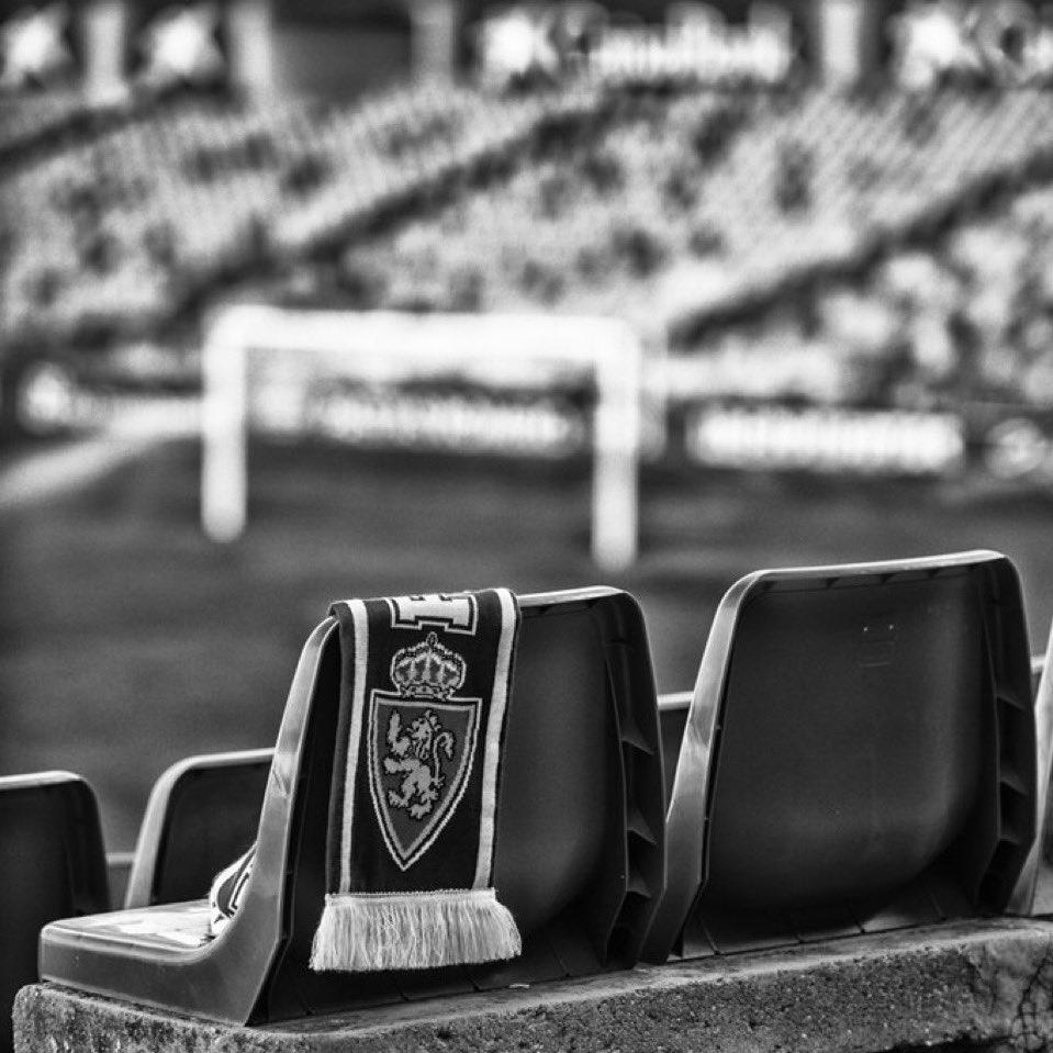 RealZaragoza's tweet photo. 🖤 Desde el Real Zaragoza queremos transmitir nuestras condolencias por el fallecimiento de Pilar Conde Arjol, aficionada ilustre del club

Gracias por tantos años de fidelidad y defensa del león

Siempre en el recuerdo, Pilar https://t.co/tHmf2Plewq