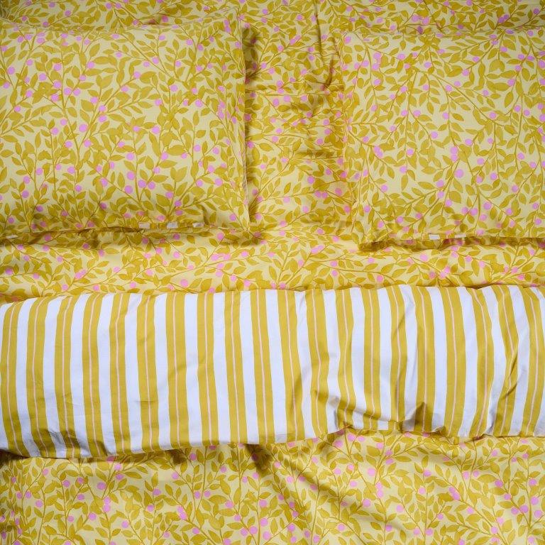 PureCoverz's tweet image. Zomers beddengoed van biokatoen
bit.ly/4cObYpk
In de zomer is beddengoed van percal katoen super fijn. Het voelt lekker glad en koel aan de huid. Zoals dit Petite Berry dekbedovertrek, daarmee ben je meteen in zomerse sferen.
#biologisch #dekbedovertrek #GOTS #biokatoen