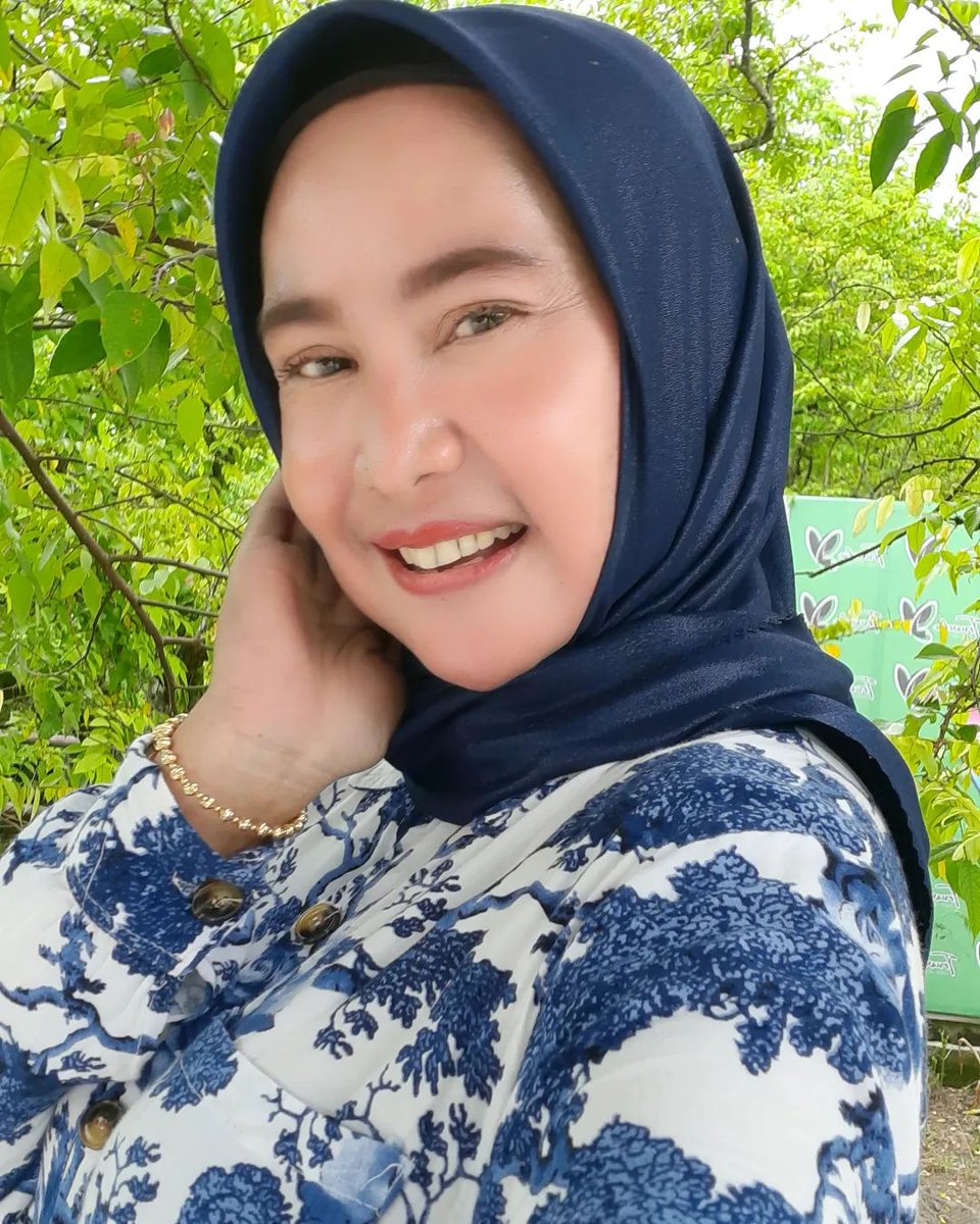 Titik Sulastri tweet media