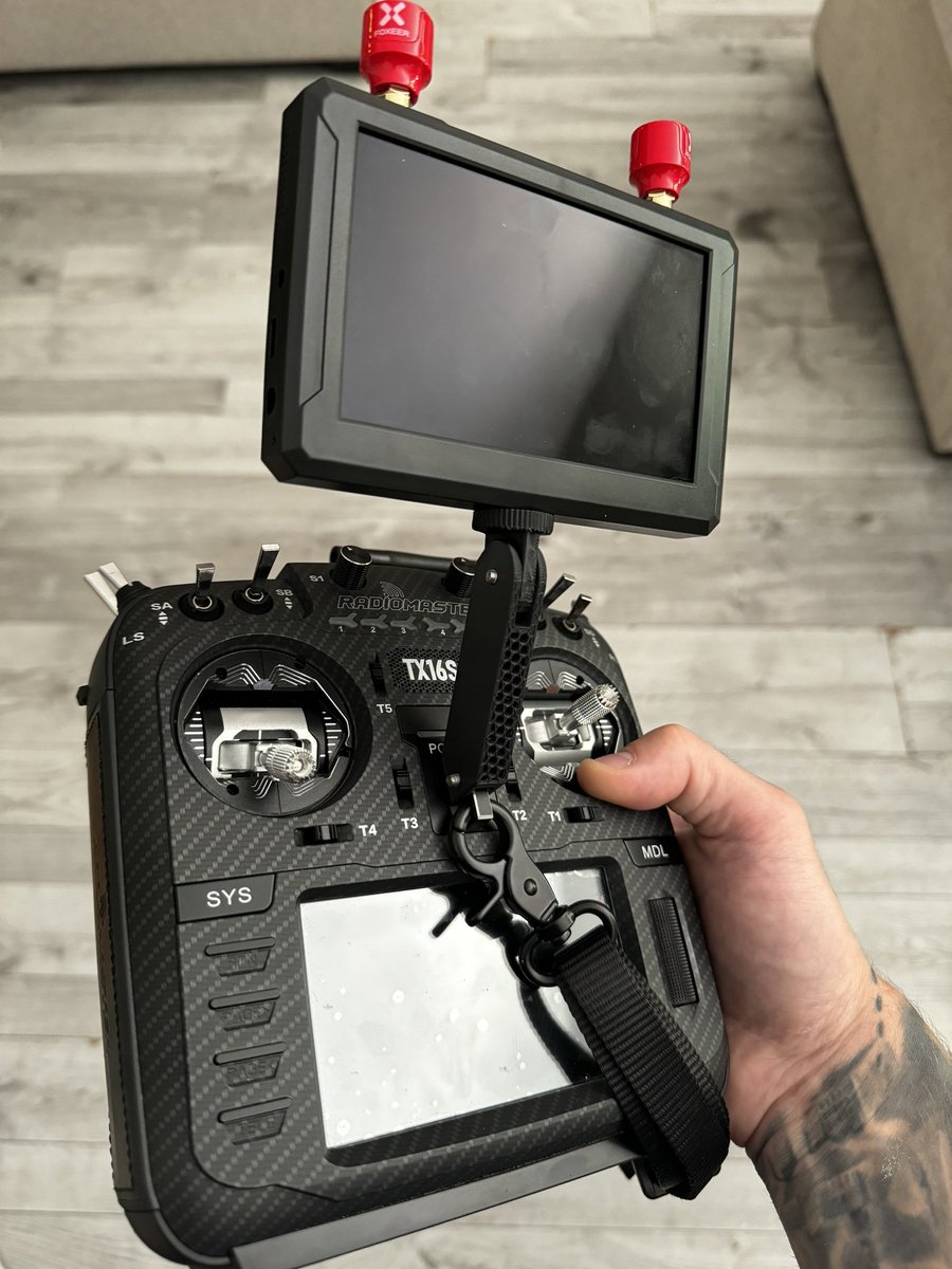 3d printed Skyzone screen mount for Radiomaster TX16s