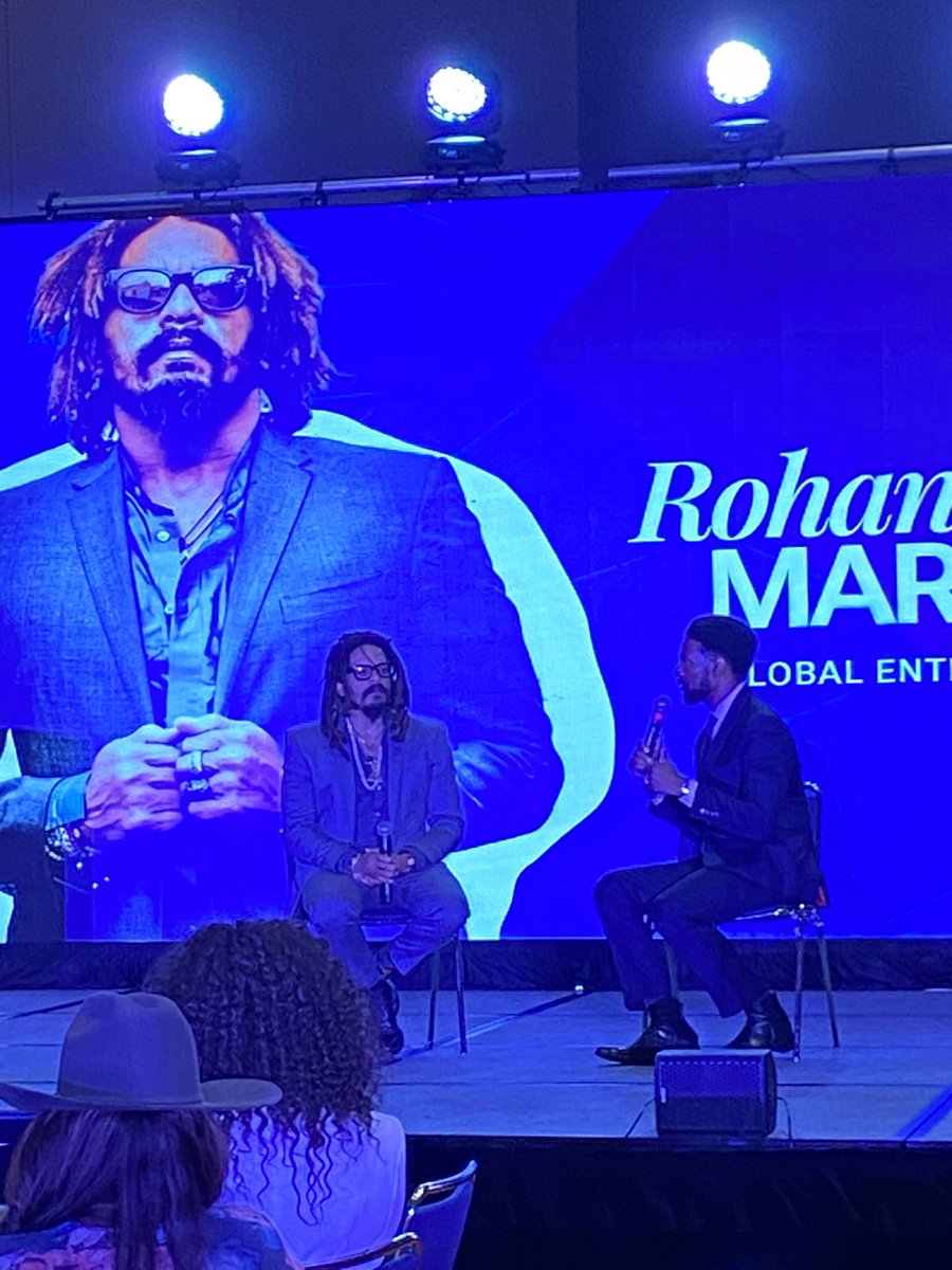 virtuetoday's tweet photo. What a powerful discussion with @Romarley and Delano Jackson.
Positive vibes only! @highlight @drgeorgecfraser @pluehing @delanoajohnson @brobedford #pncexp #PowerNetworkingConference https://t.co/e4DRAfWhmM