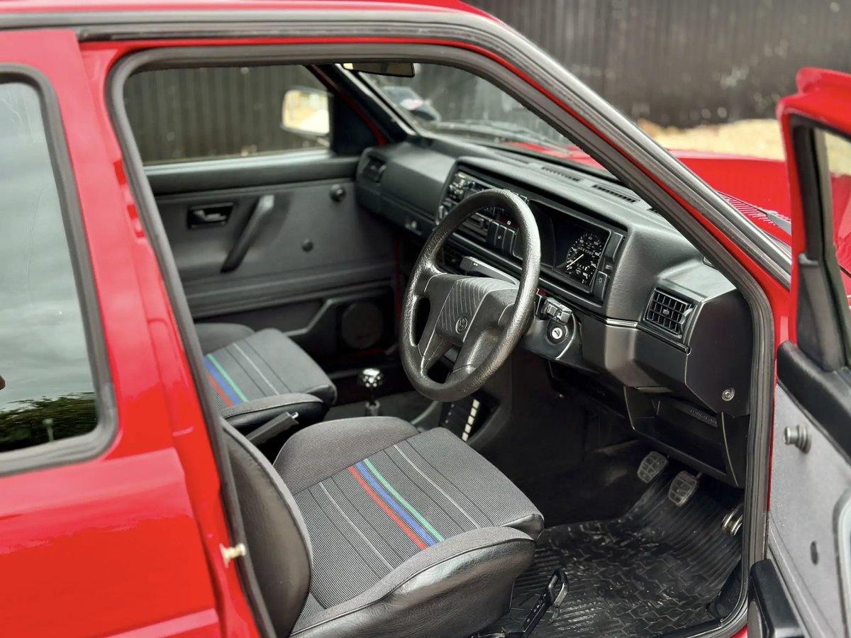 Classic Car Auctions tweet media