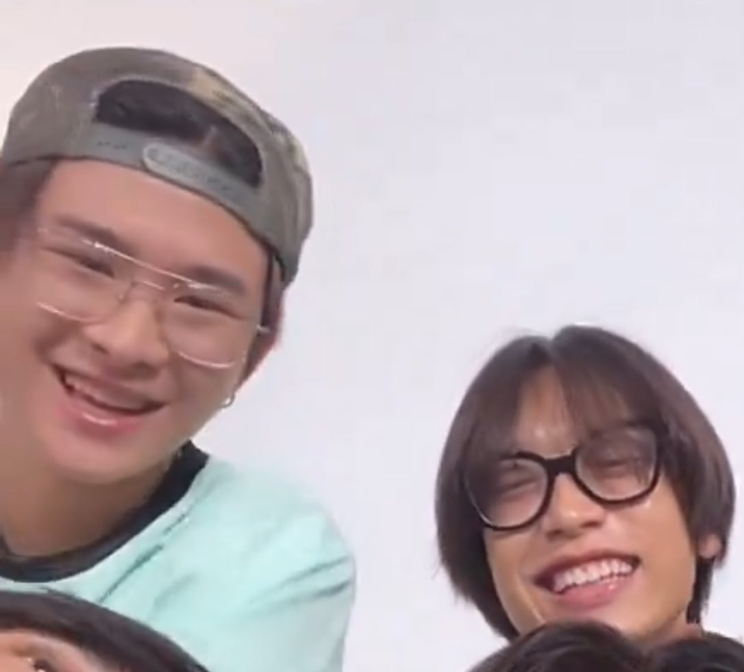 มีความสุขจนล้นออกหู