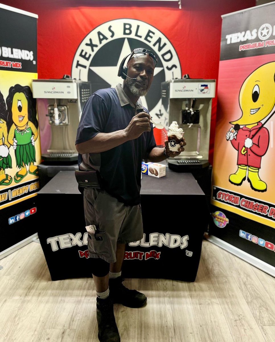 TexasBlends's tweet photo. Texas Blends takes care of their drivers with the most delicious frozen treats! Thank you to all the drivers that make sure Texas Blends Mix is delivered safely! #driverappreciation 

“Texas Blends, It’s In The Mix” https://t.co/4hZgMSQH4H