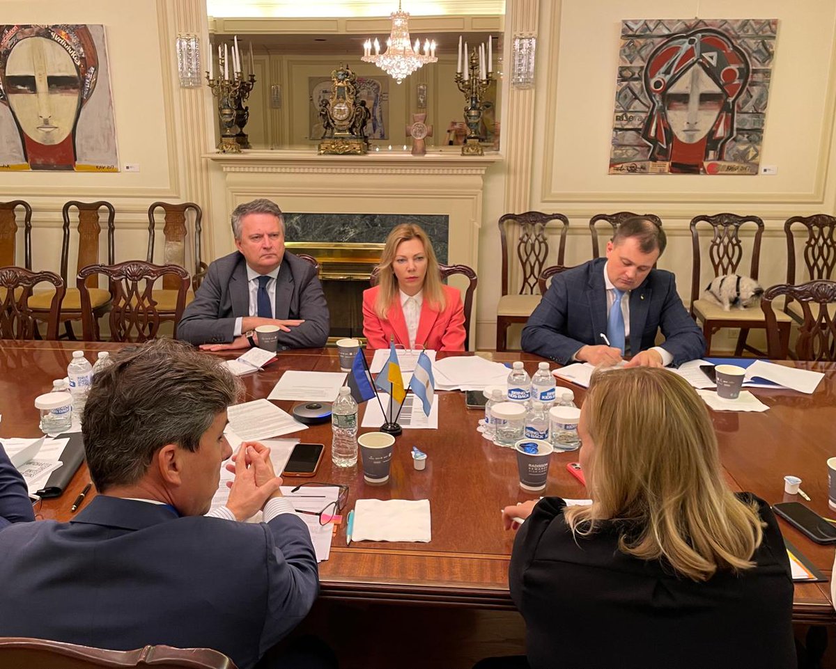 IrynaBorovets1's tweet photo. Encouraged by a productive discussion in New York on implementing Point 5 of 🇺🇦 Peace Formula of @ZelenskyyUa with Deputies Foreign Ministers of 🇦🇷Leopoldo Sahores & 🇪🇪 @MinnaLiinaLind. We agreed on the next steps to take towards the goal of restoring respect for the #UN Charter. https://t.co/xf6hTKMSue
