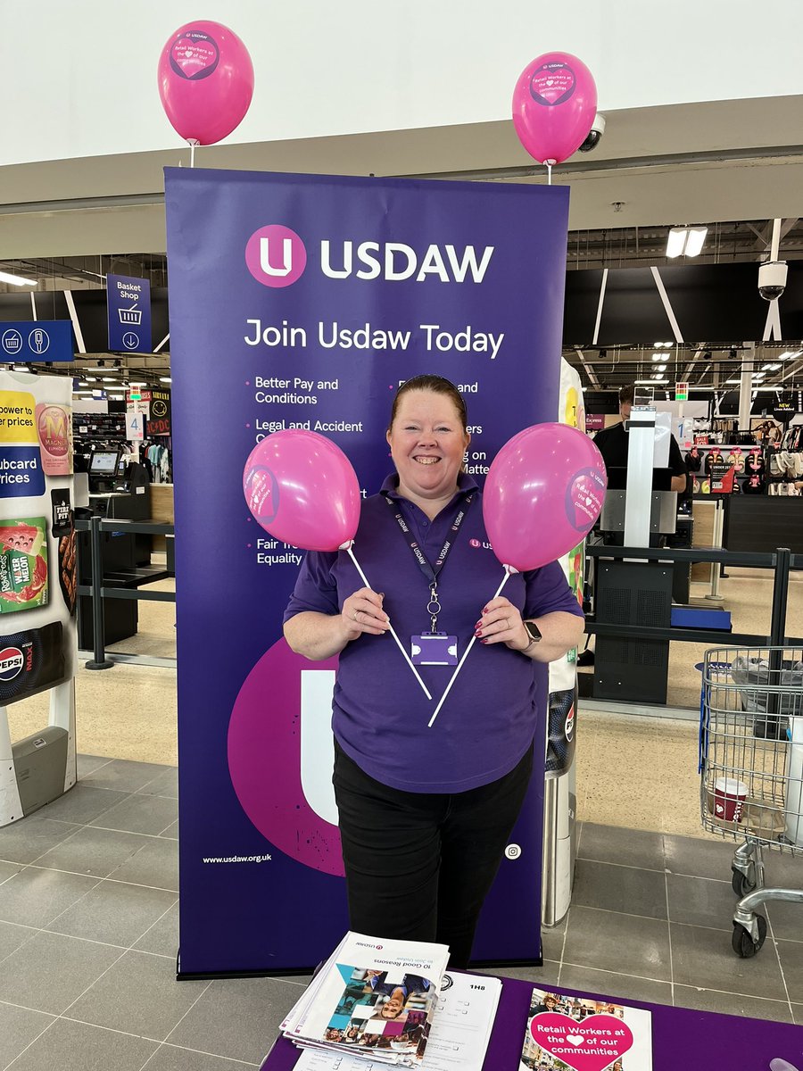 GillPaterson3's tweet photo. National Retail Workers Day at Tesco Durrington with Academy 2 @NeilButcha29780 Academy 1 @ChrisIsted &amp; S/Down @Renburlin09 
@UsdawUnion @UsdawSouthern @PaddyLillisGS @DaveMccrossen @rabdonnelly2010 @gulljamie1 @michael34145261 https://t.co/qh69zBEUuz