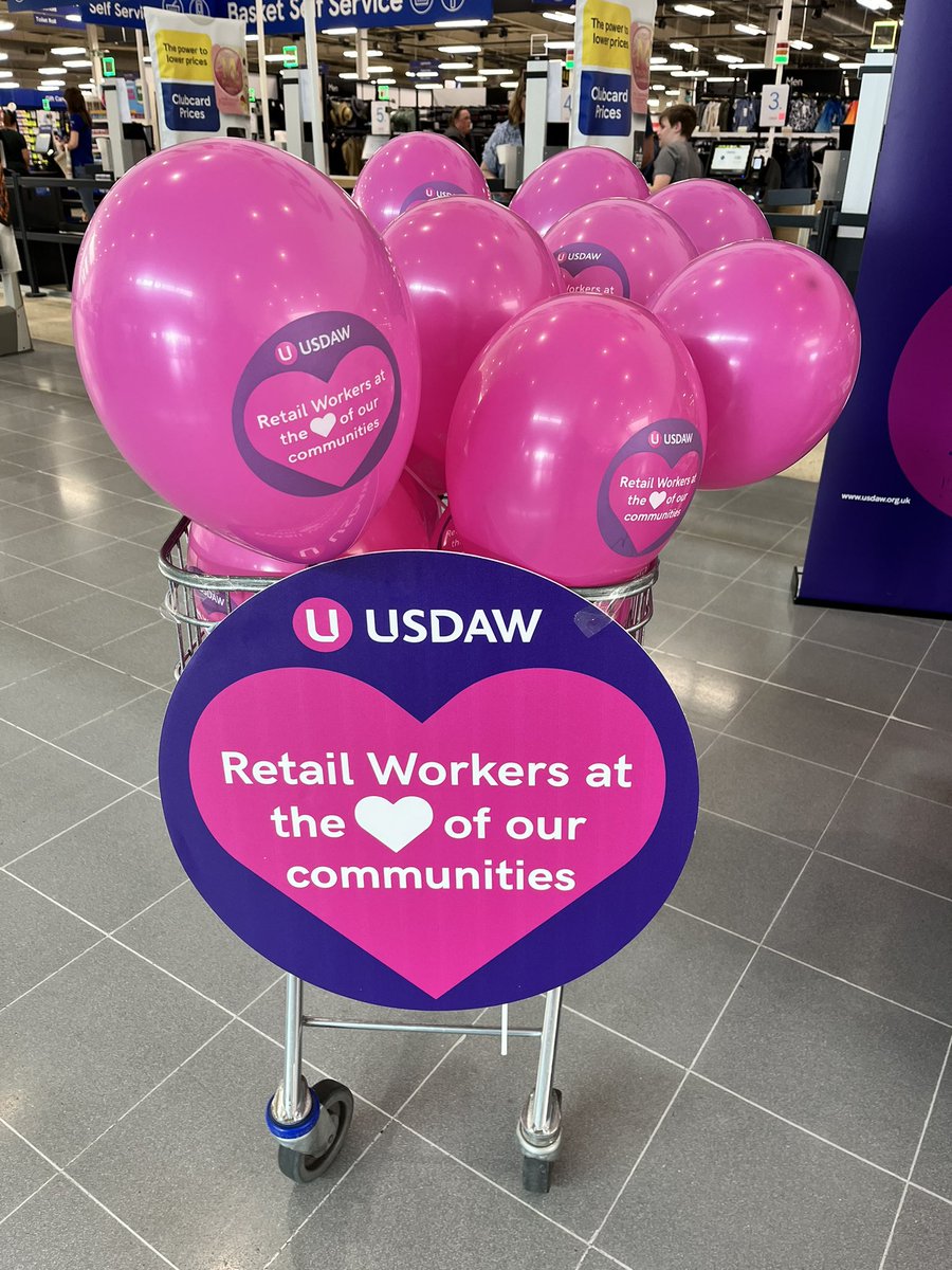 GillPaterson3's tweet photo. National Retail Workers Day at Tesco Durrington with Academy 2 @NeilButcha29780 Academy 1 @ChrisIsted &amp; S/Down @Renburlin09 
@UsdawUnion @UsdawSouthern @PaddyLillisGS @DaveMccrossen @rabdonnelly2010 @gulljamie1 @michael34145261 https://t.co/qh69zBEUuz
