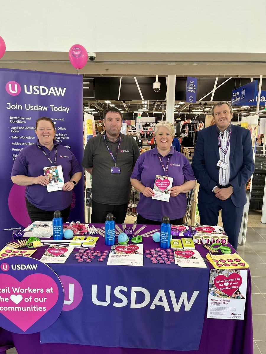 GillPaterson3's tweet photo. National Retail Workers Day at Tesco Durrington with Academy 2 @NeilButcha29780 Academy 1 @ChrisIsted &amp; S/Down @Renburlin09 
@UsdawUnion @UsdawSouthern @PaddyLillisGS @DaveMccrossen @rabdonnelly2010 @gulljamie1 @michael34145261 https://t.co/qh69zBEUuz