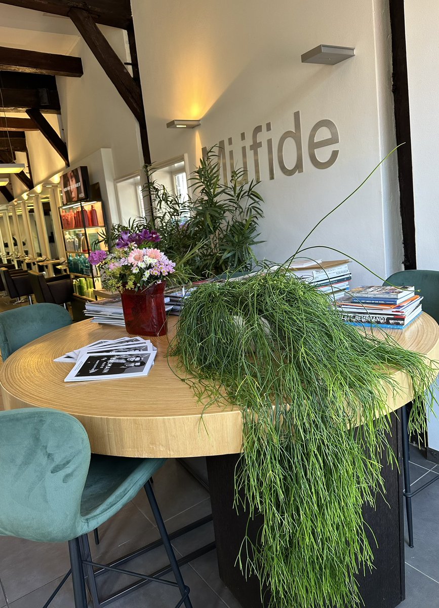 Mijn werk plek maakt mij erg gelukkig 🍀