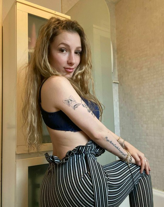 F*CK IT sending 🍑 pics to everyone who says hi 😳 https://t.co/lM7Qnl9ZUW<a href="/tag/dwts"class="tags"><span>#dwts</span></a><a href="/tag/sports"class="tags"><span>#sports</span></a><a href="/tag/horror"class="tags"><span>#horror</span></a><a href="/tag/football"class="tags"><span>#football</span></a><a href="/tag/explore"class="tags"><span>#explore</span></a><a href="/tag/christmas"class="tags"><span>#christmas</span></a>