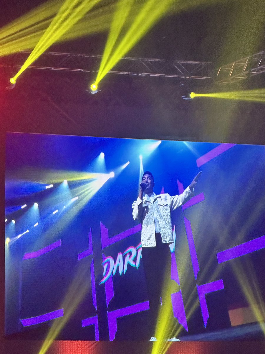 maemgtby's tweet photo. May bago kami employee. Kulang pa raket @Espanto2001 ? 😂😂😂

Walang tatagos sa pader ah. 😂 https://t.co/4ODUIriKuF