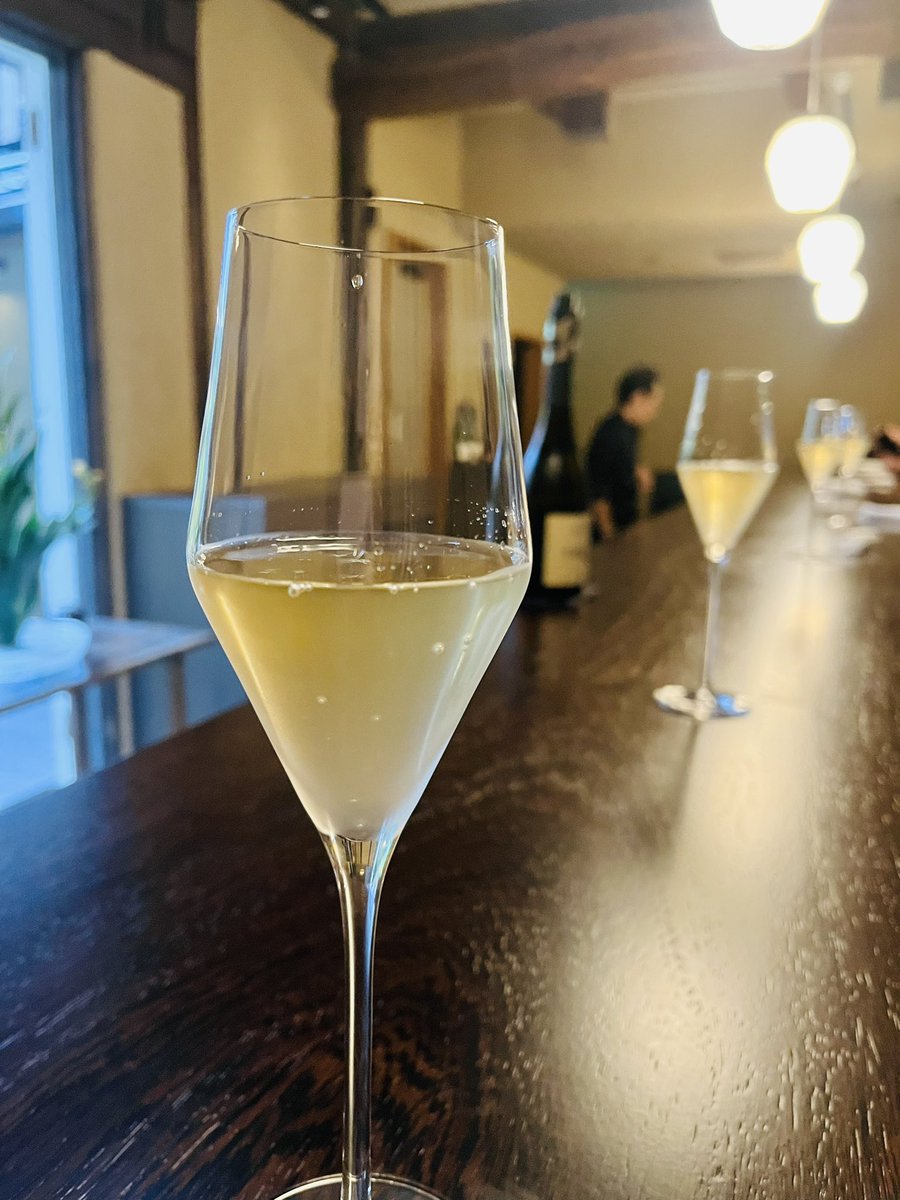 京都で素敵なワインバーに出会いました^_^
シャンパンごちそうさまでした🍾
初めて祇園祭の山鉾を見れて嬉しい〜♪ https://t.co/xY3a1Oc7DO