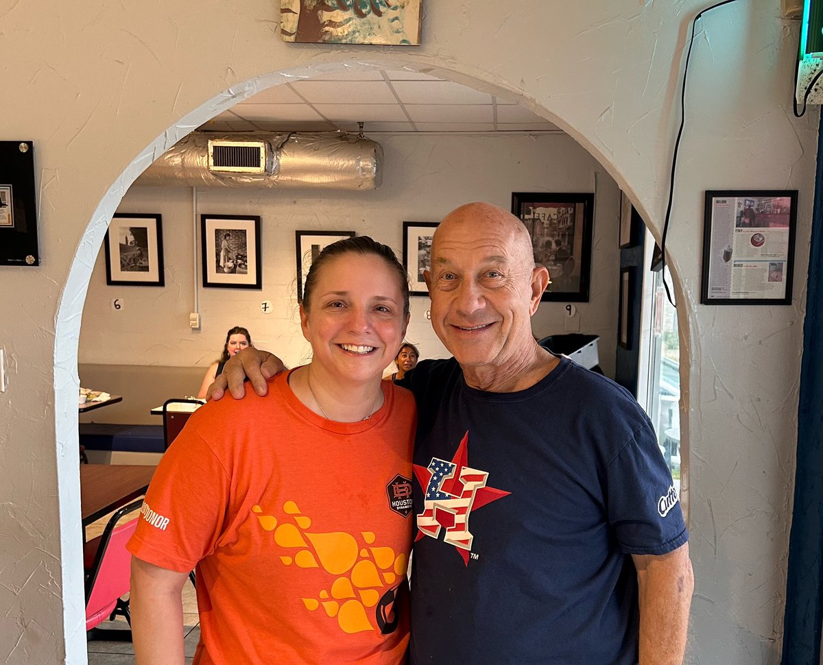 Brette Peyton (@bnpeyton) on Twitter photo Nice start to a Saturday - early-morning walk with my brother to La Guadalupana Cafe and Bakery for breakfast tacos. Bumped into Mayor <a href="/whitmire_john/">John Whitmire</a>. Love that we’re representing our city in our <a href="/astros/">Houston Astros</a> & <a href="/HoustonDynamo/">Houston Dynamo FC</a>/<a href="/MDAndersonNews/">MD Anderson Cancer Center</a> shirts! Nice start to a Saturday - early-morning walk with my brother to La Guadalupana Cafe and Bakery for breakfast tacos. Bumped into Mayor <a href="/whitmire_john/">John Whitmire</a>. Love that we’re representing our city in our <a href="/astros/">Houston Astros</a> & <a href="/HoustonDynamo/">Houston Dynamo FC</a>/<a href="/MDAndersonNews/">MD Anderson Cancer Center</a> shirts!