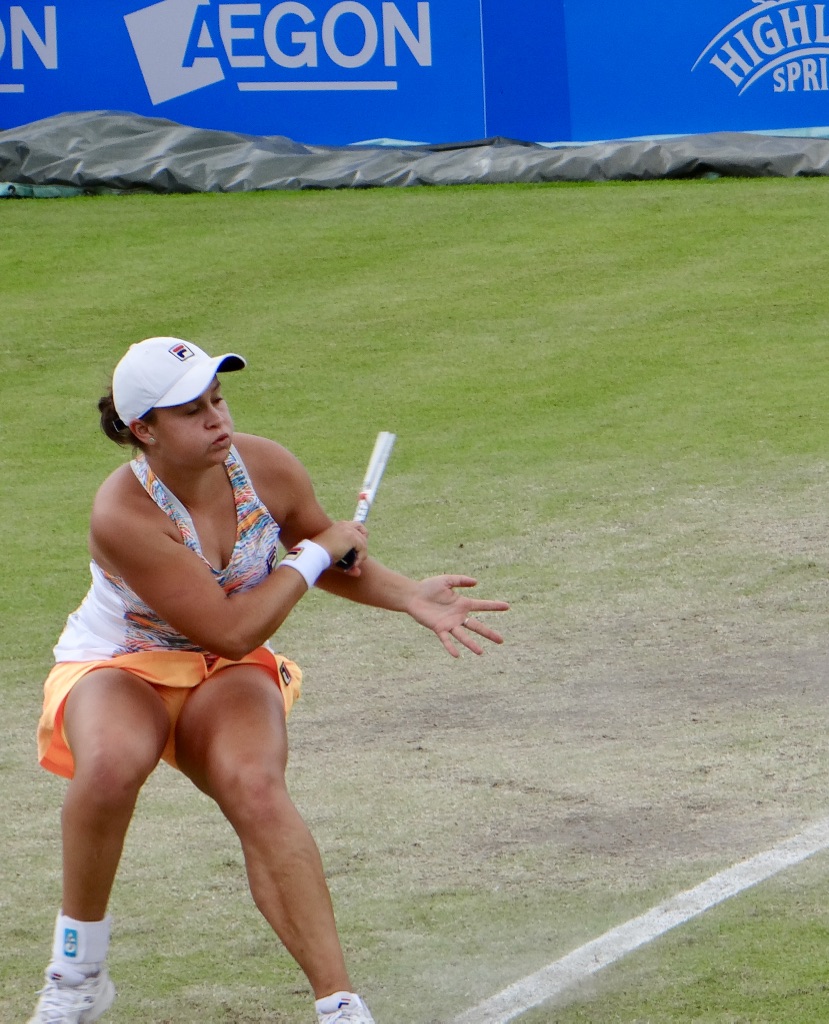 helenjerome's tweet photo. Pure delight 👌 watching @ashbarty play at Eastbourne and @Wimbledon 🍓 for years. But now she's transformed into the very best pundit during the SW19 tournament by miles IMHO 🎾
#ashbarty #wimbledon https://t.co/XkX5R0ZmXN