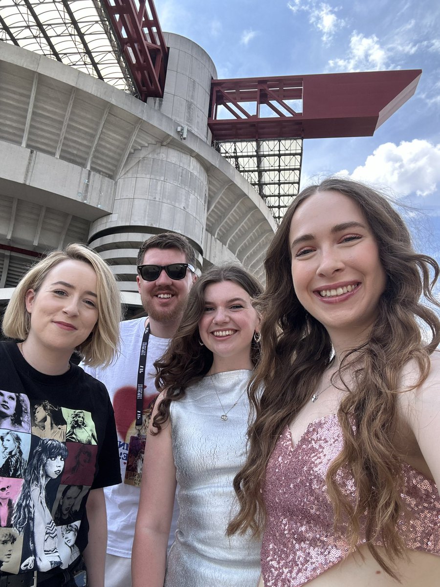 Sara_Phillips_'s tweet photo. We’re ready for @taylorswift13 😁😁 
@taylornation13 #MilanTSTheErasTour https://t.co/sHSV7z9PHq
