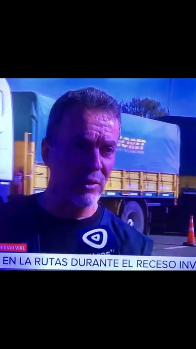carlostorresok's tweet photo. Gracias @elTresTV por difundir lo que hacemos con mucho esfuerzo sobre las rutas santafesinas!! #APSV https://t.co/WBkKHhodGs