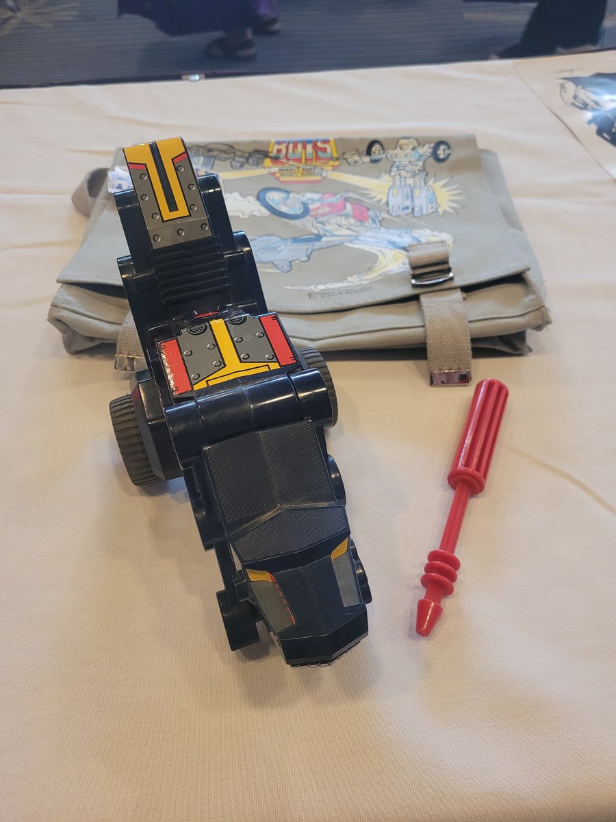 jimsorenson's tweet image. Getting my #gobots on at #tfcon Toronto