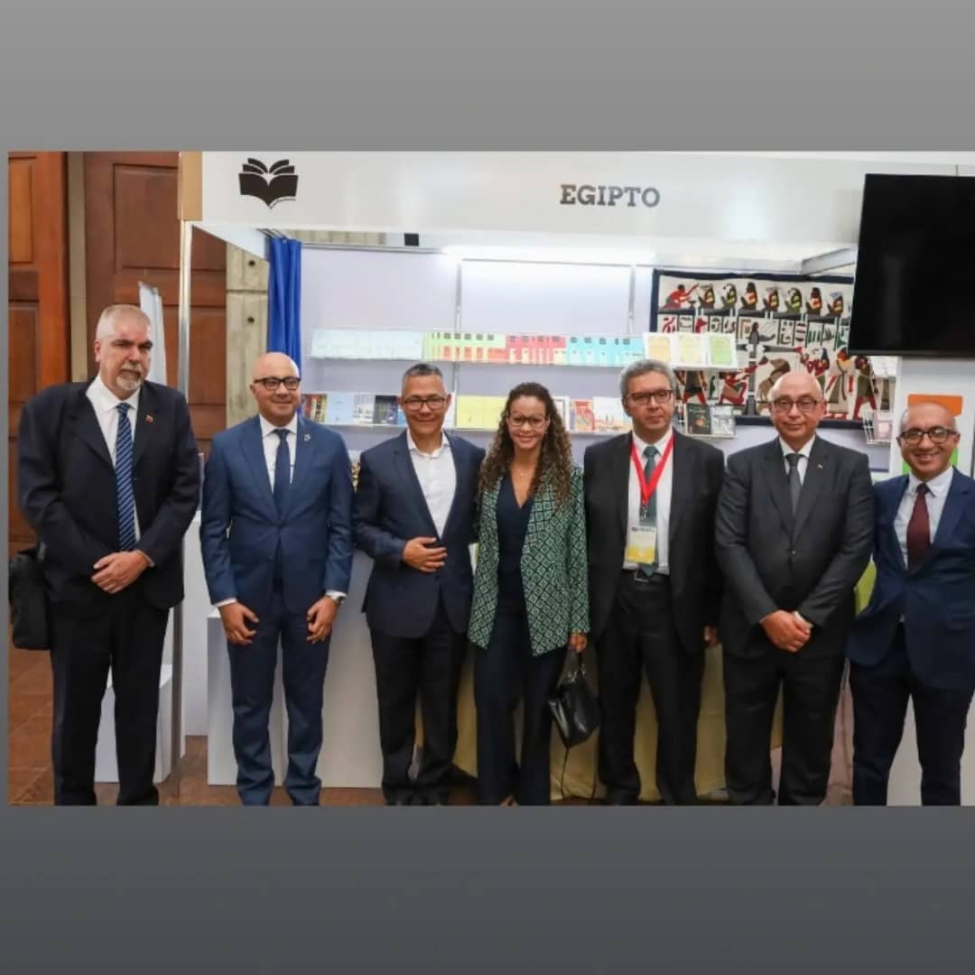 CairotaenCcs's tweet photo. #11Julio 

Tuve el Honor de acompañar en la inauguración de la #FILVEN 2024 en los espacios de la #GAN presidida por el Ministro de Cultura Sr Ernesto Villegas, con la presencia de Sr Yuri Pimentel y Honorables autoridades.
#FILVEN #venezuela #Caracas #GAN #Galeriadeartenacional https://t.co/6AMGVDJUly
