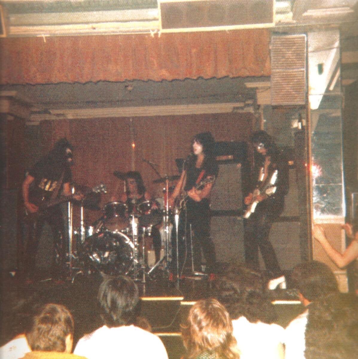 Back in 1973, you could see KISS 
in a small club for about 3 dollars. 
#70sKISS
