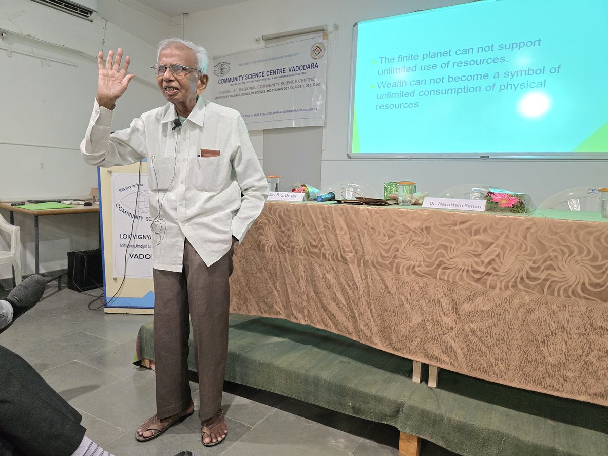 InfoGujcost's tweet photo. An evening to remember!
The #CommunityScienceCentre #Vadodara organized a popular science talk on #NetZero by 2050 by Dr. B.G. Desai, a veteran expert in the #energy sector. His insightful talk #energized and #inspired everyone.
As part of our commitment to #SustainableLiving on this beautiful #planet, it is now #everyone's duty to work towards and contribute to the #NetZeromission.
The program was chaired by Padmashri Prof. M.H. Mehta and graced by Dr. Narottam Sahoo, Advisor #GUJCOST.
Dr. Jitendra Gavali, Director #CSCVadodara, coordinated the event seamlessly.