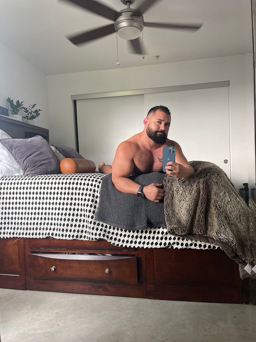 Good morning ☀️ 🐻 RT if you'd want to cuddle