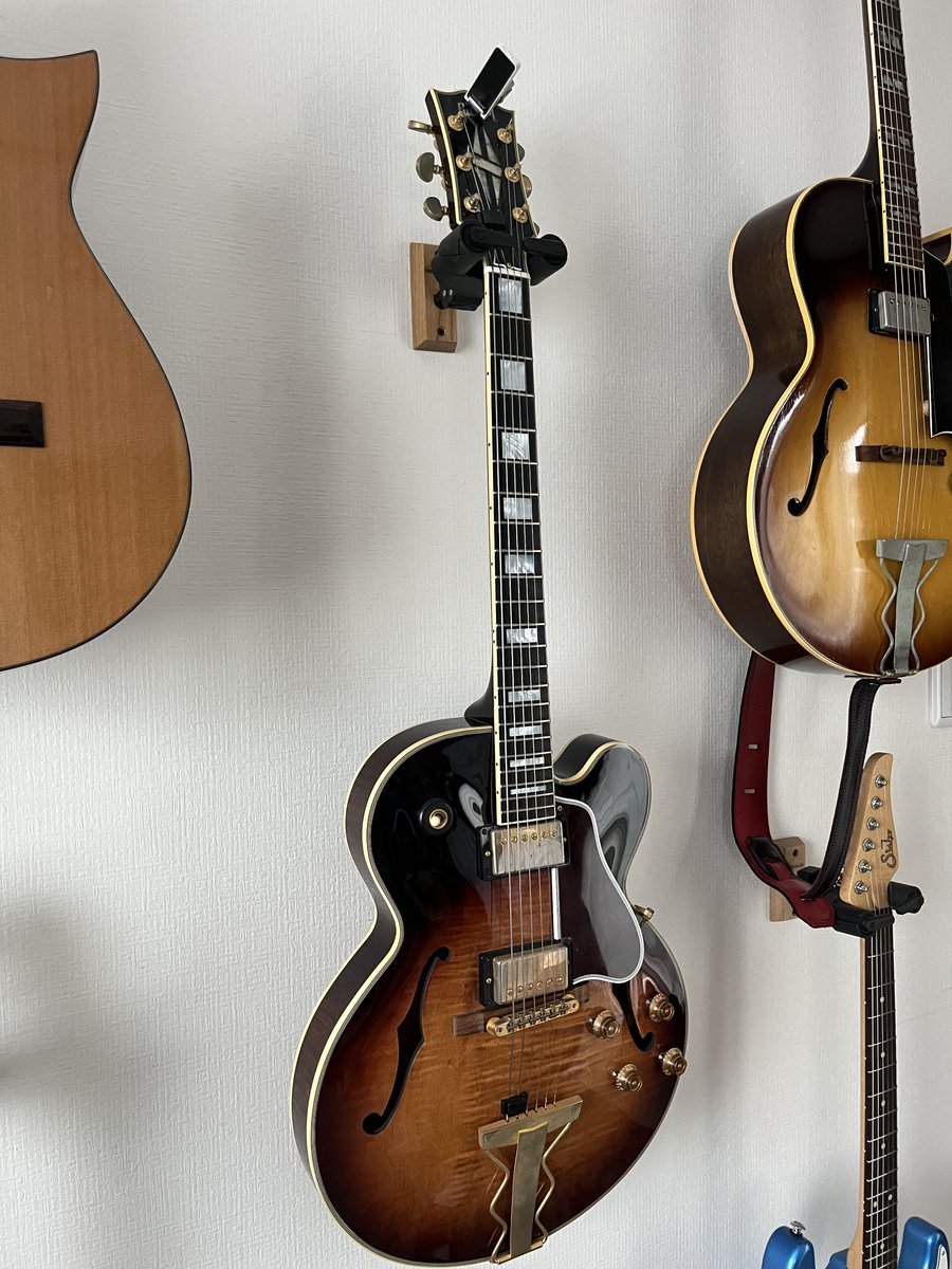 生徒さんのギター。 Gibson ES-275です。 これ非常に良くてフルアコに